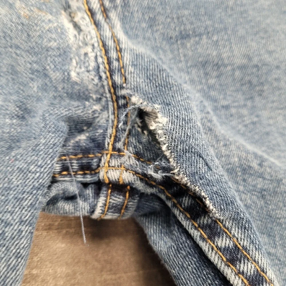 Levi's 527 Vintage 90s Denim Jeans Distressed Mens‎ Size 38 x 32 Flaw
